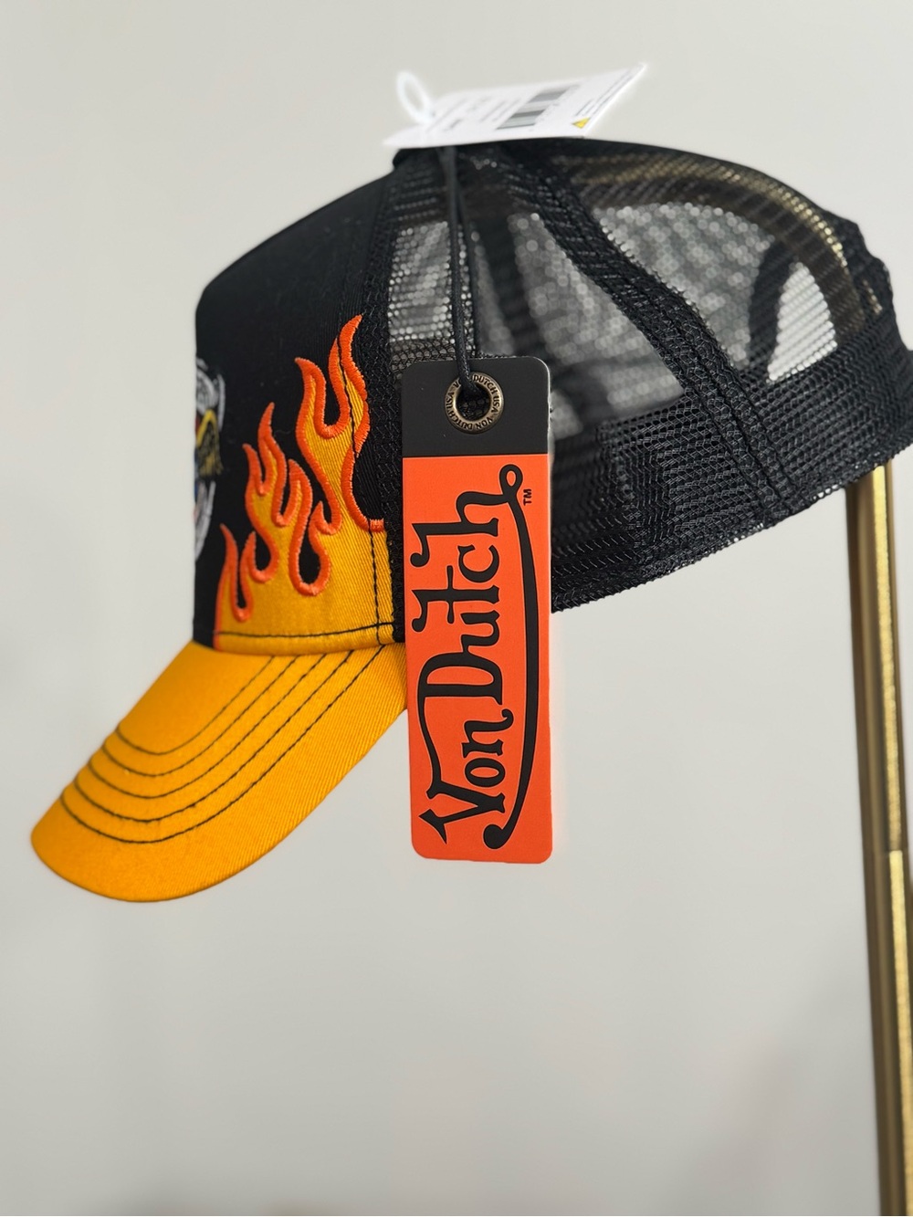 NWT Von Dutch Fast & Loud Flame Embroidered Trucker Hat- Black Orange - Limited - Picture 4 of 9